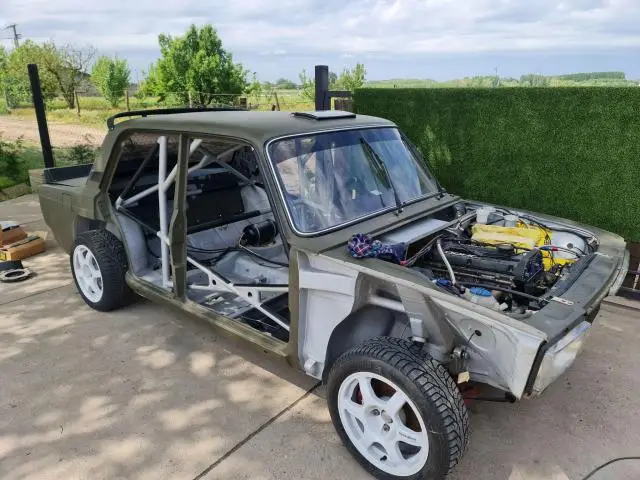 LADA VFTS 2000cm3 MITSU EVO3 engine no turbo.