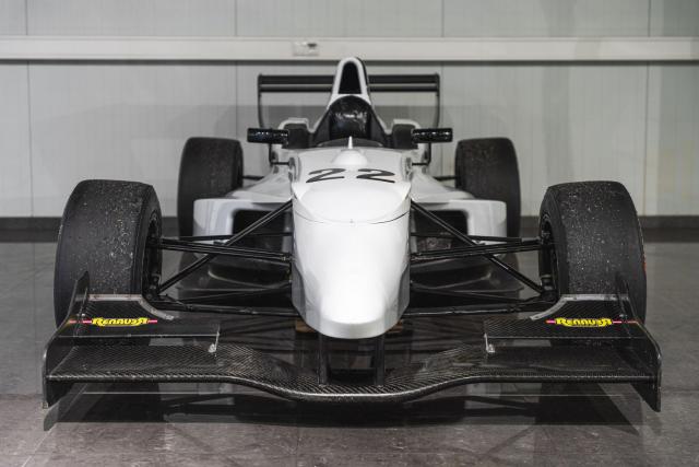 Formula Renault 2.0 paddle shift - Image 2