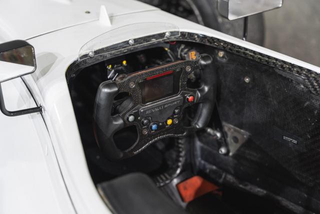 Formula Renault 2.0 paddle shift - Image 7