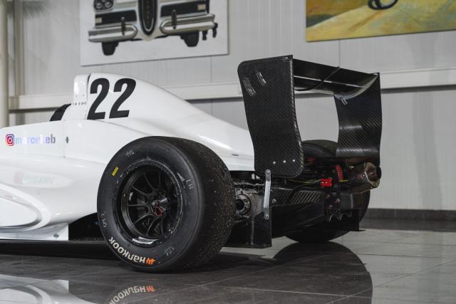 Formula Renault 2.0 paddle shift - Image 8