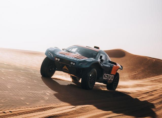 Century Racing CR6
