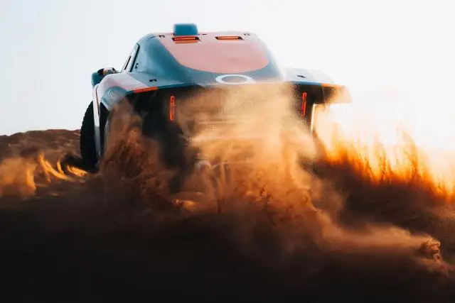 Century Racing CR6 - Image 4