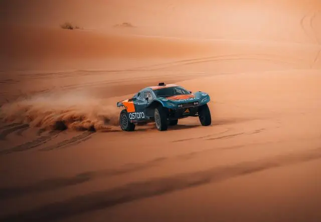 Century Racing CR6 - Image 6