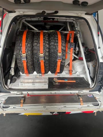 Toyota VDJ 200 - Image 9