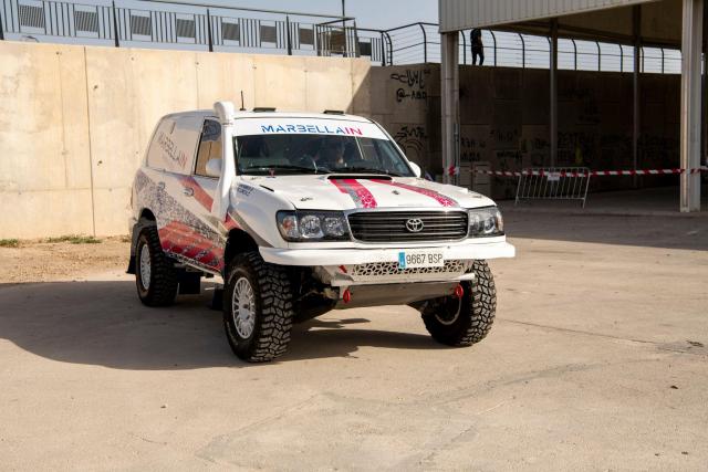 2002 Toyota Land Cruiser HDJ100 Rally Raid/Dakar Classic