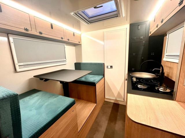 UNIMOG 5023 DEMO GLOBE CAMPER - Image 6