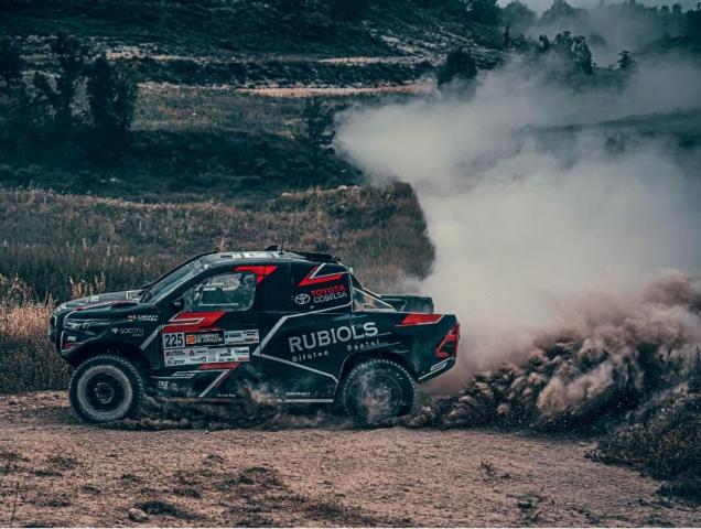 Toyota Hilux IMA OVERDRIVE EX NASSER AL-ATTIYAH – CONVERTIBLE to T1+
