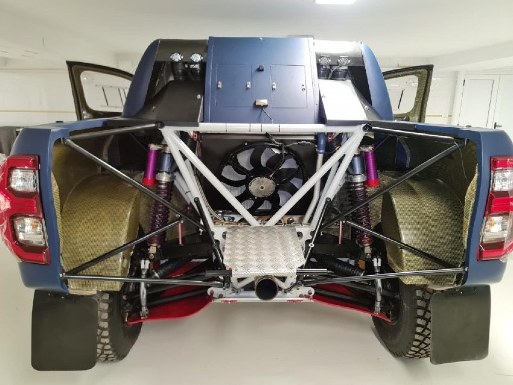 Toyota Hilux IMA OVERDRIVE EX NASSER AL-ATTIYAH – CONVERTIBLE to T1+ - 4