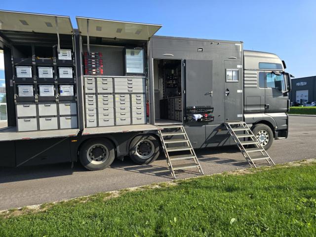 MAN TGX 33.680 6x4 včetně přívěsu - Image 5