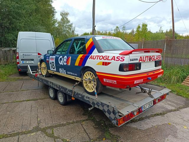 Ford Sierra Cosworth 4x4 - Image 2