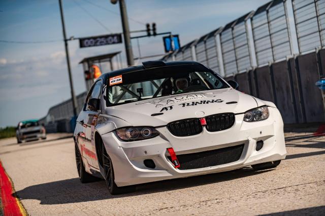 BMW E92 335i Race car