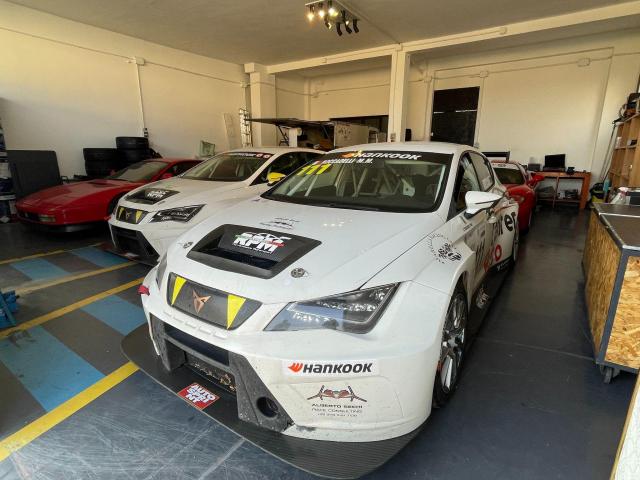 CUPRA TCR DSG k pronájmu