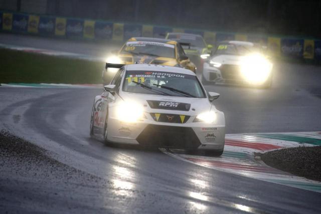 CUPRA TCR DSG à louer - Image 5
