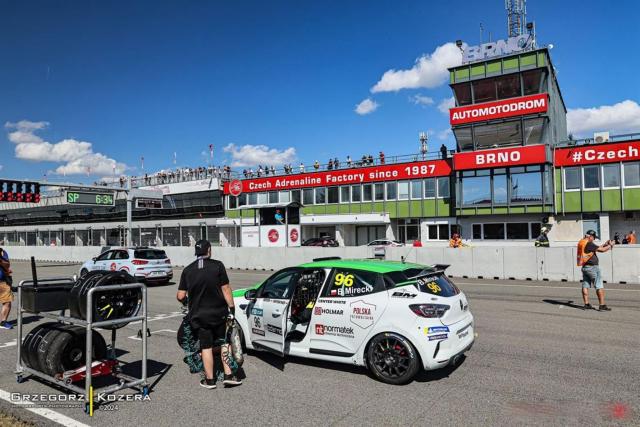 Renault Clio Cup V 2023 full update 2024 - Image 3