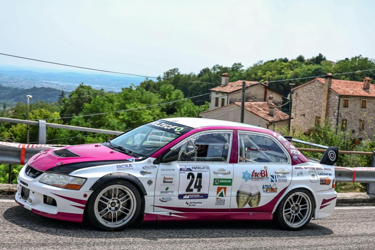 Mitsubishi Lancer Evo 9