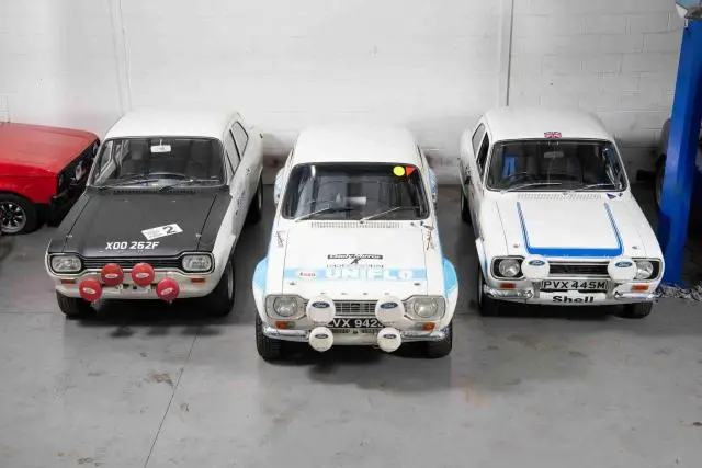 Fabrieks Ford Escort x 3 - LVX 942J, XOO 262F en PVX 445M