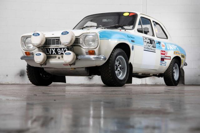 Ford Escort di fabbrica x 3 - LVX 942J, XOO 262F e PVX 445M - Image 2