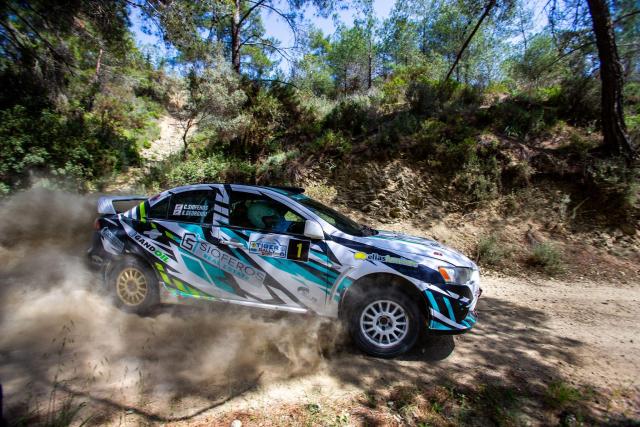 Mitsubishi EVO X terre homologuée FIA
