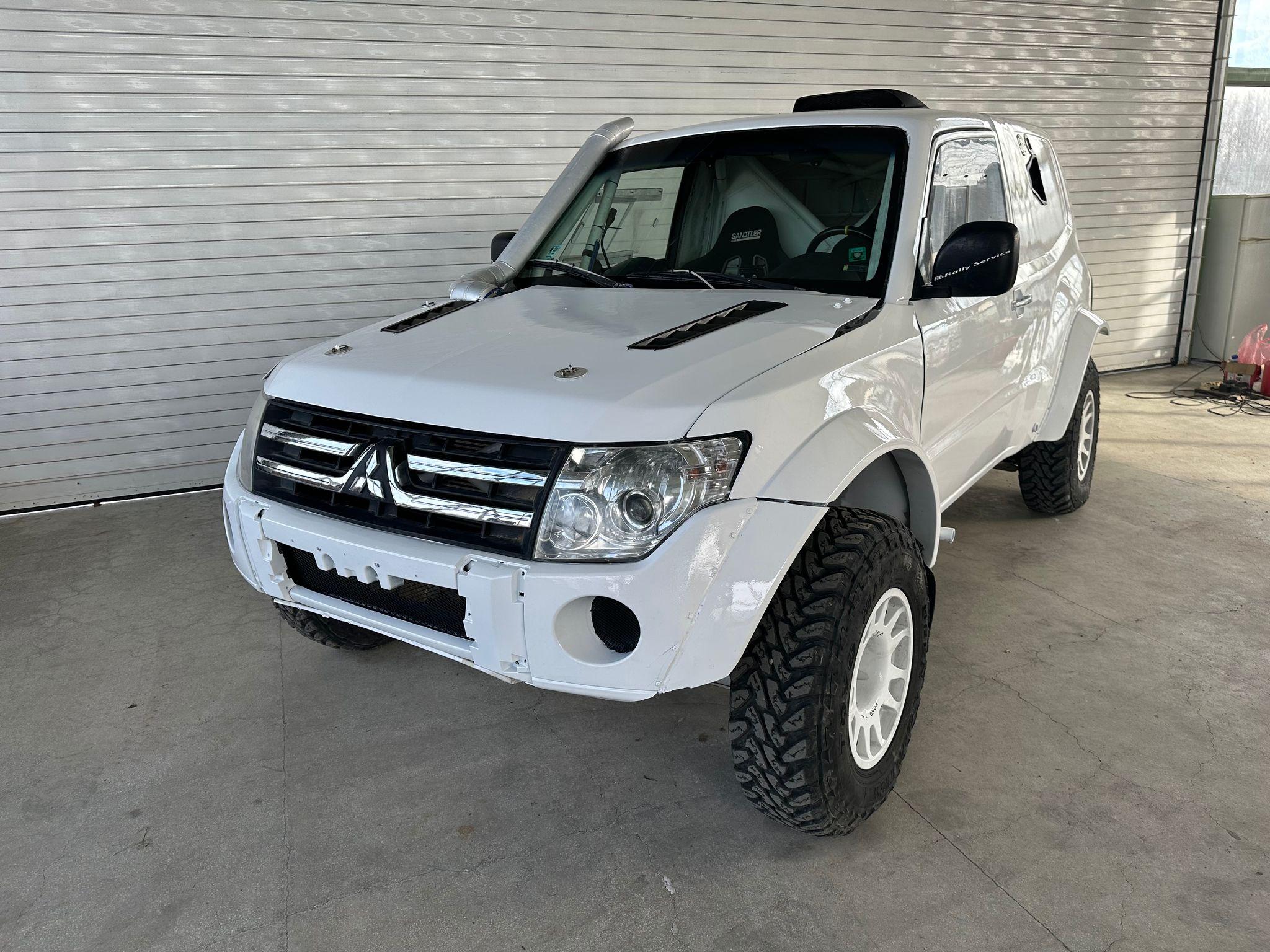 Mitsubishi Pajero BMW engine T1 - 2