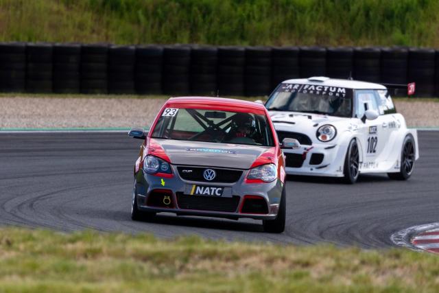Volkswagen Polo Cup 2.0 FSI - Slika 2