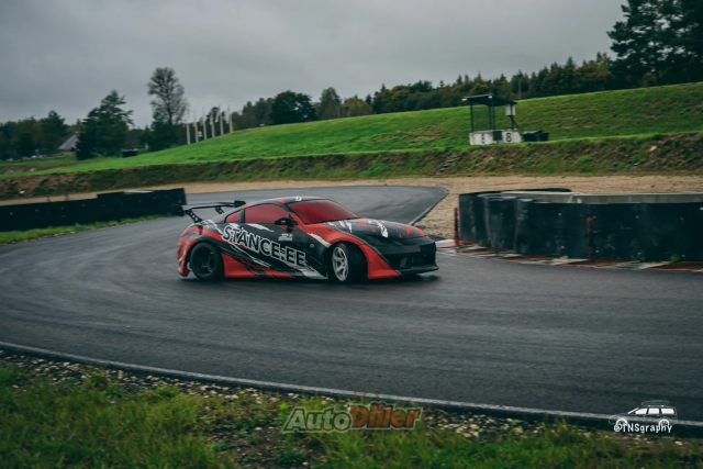 Nissan 350z - Image 6