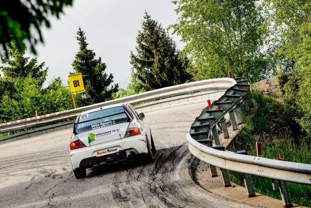 Mitsubishi Lancer Evo 9 - Image 5