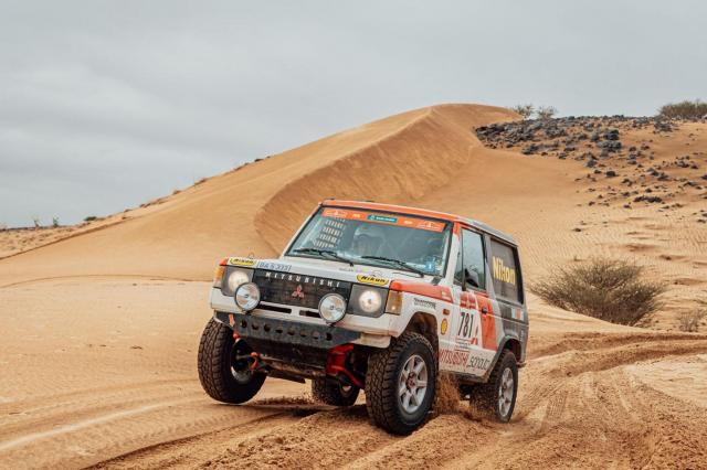Mitsubishi Pajero L141G, 3.0V6 pro Dakar Classic (prodej nebo pronájem) - Image 3
