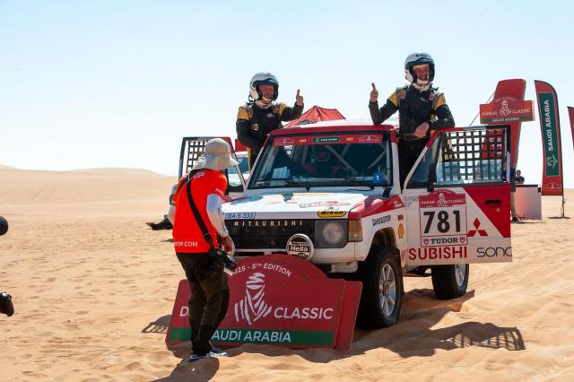 Mitsubishi Pajero L141G, 3.0V6 pro Dakar Classic (prodej nebo pronájem) - Image 4