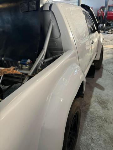 Toyota Hilux T1 - Image 3
