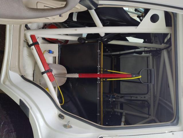 Toyota Land Cruiser HZJ 105 - Image 3