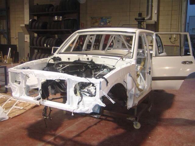 Toyota Land Cruiser HZJ 105 - Image 7