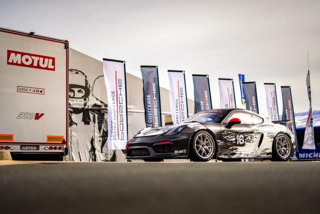 Porsche Cayman GT4 CLUBSPORT Manthey Racing - Image 2