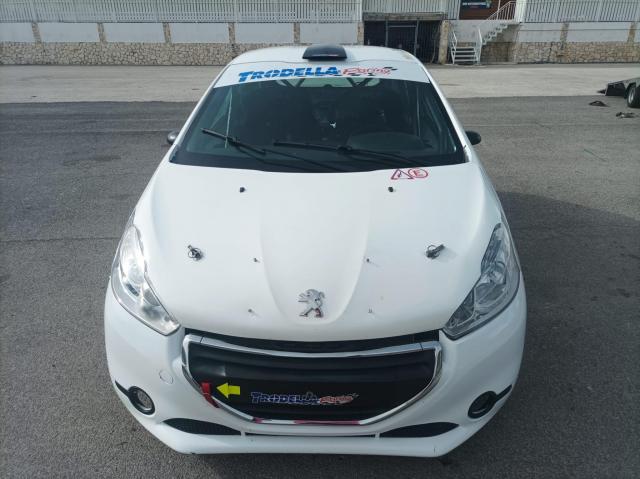 Peugeot 208 R2 - Image 3