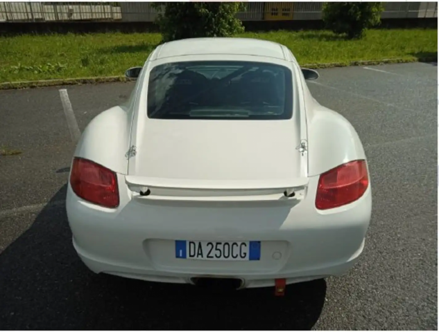Porsche Cayman S - Image 3