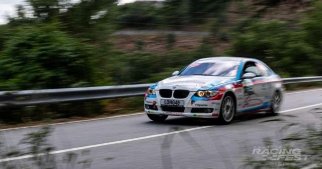 BMW 330I - Image 3