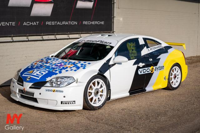 Nissan Primera Silhouette ex-Stéphane Peterhansel
