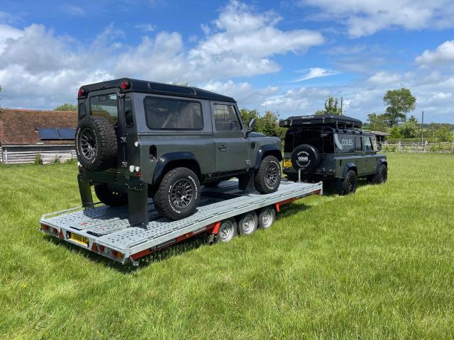 Bowler T2 Defender 90 and Defender 110 and trailer - Image 2