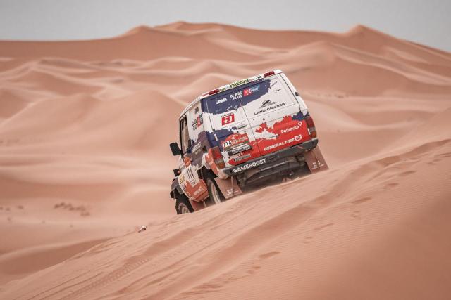 Toyota Land Cruiser BJ71 - Slika 3