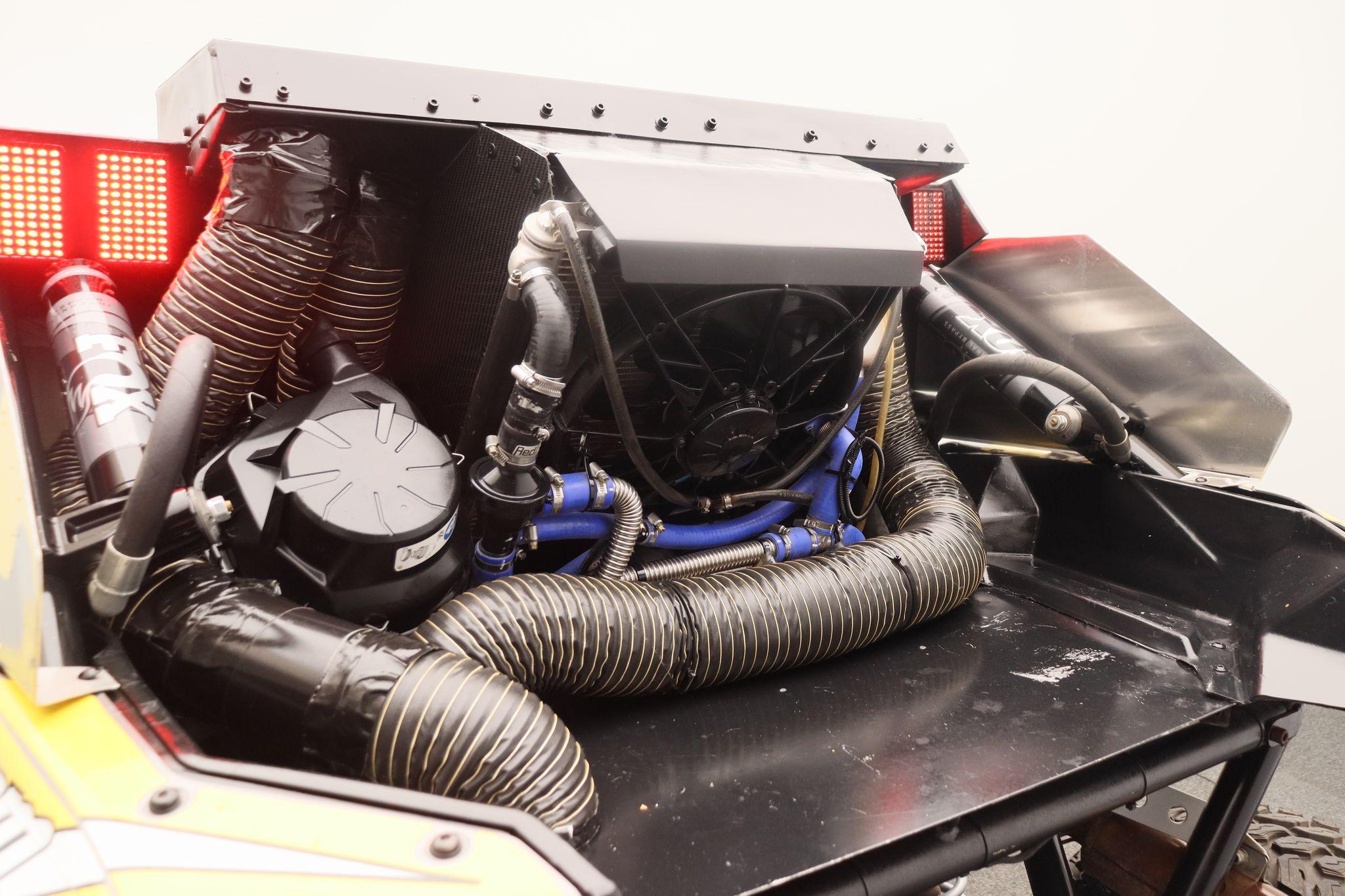 Can-Am Maverick X3 Turbo *RALLY SPECS* FFSA Roll Cage Επιπλέον δεξαμενή καυσίμου - 10