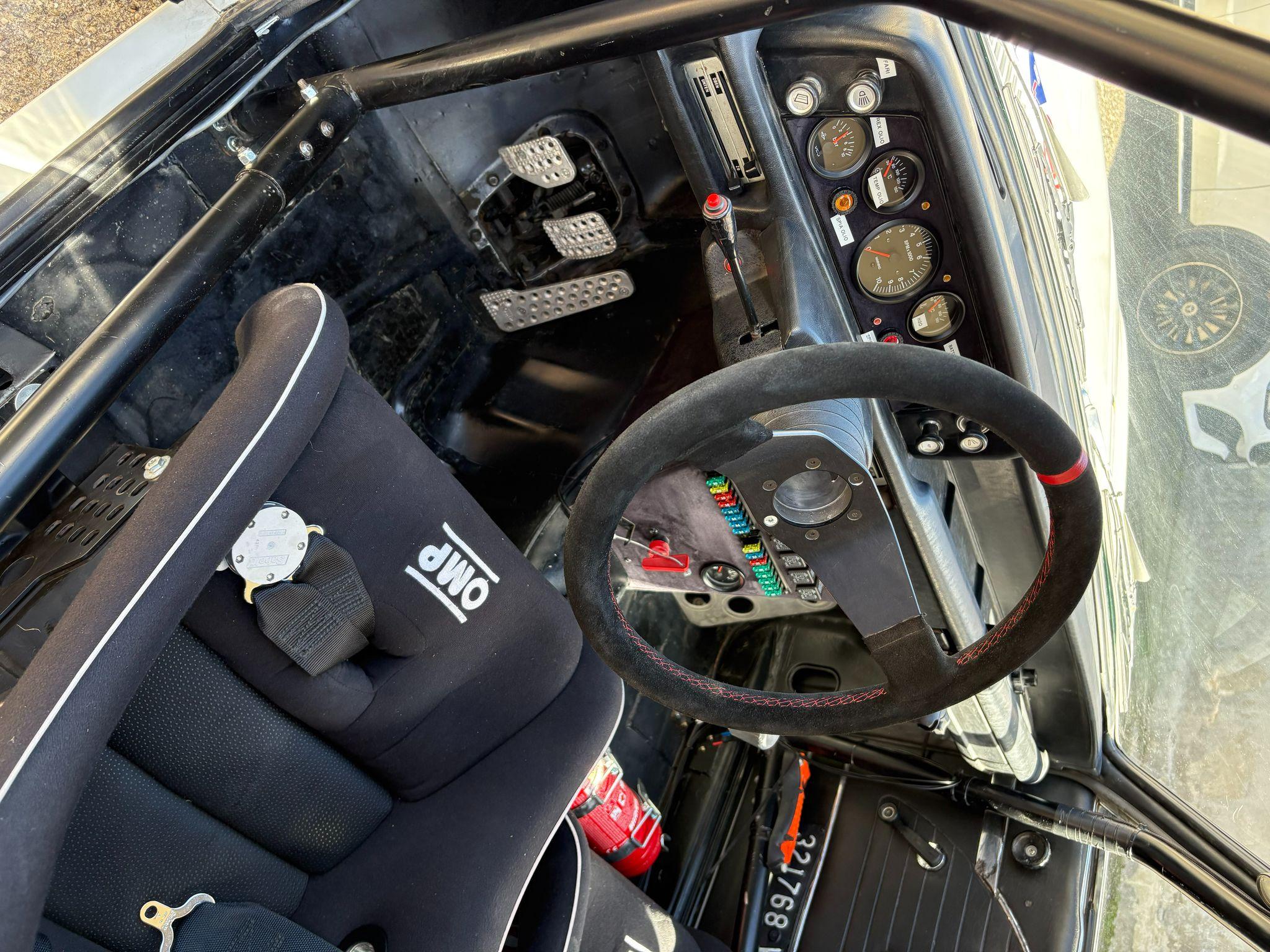 BMW 2002 ti Group 2 - 6