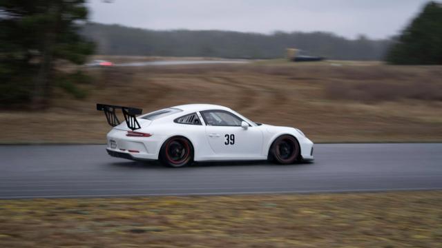 Porsche 911 (991.2) GT3 Cup - Image 4