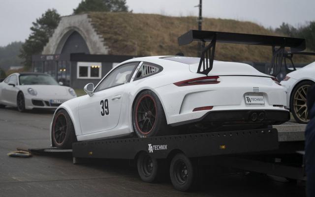 Porsche 911 (991.2) GT3 Cup - Image 5