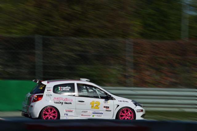 RENAULT Clio Cup 3 - Image 2
