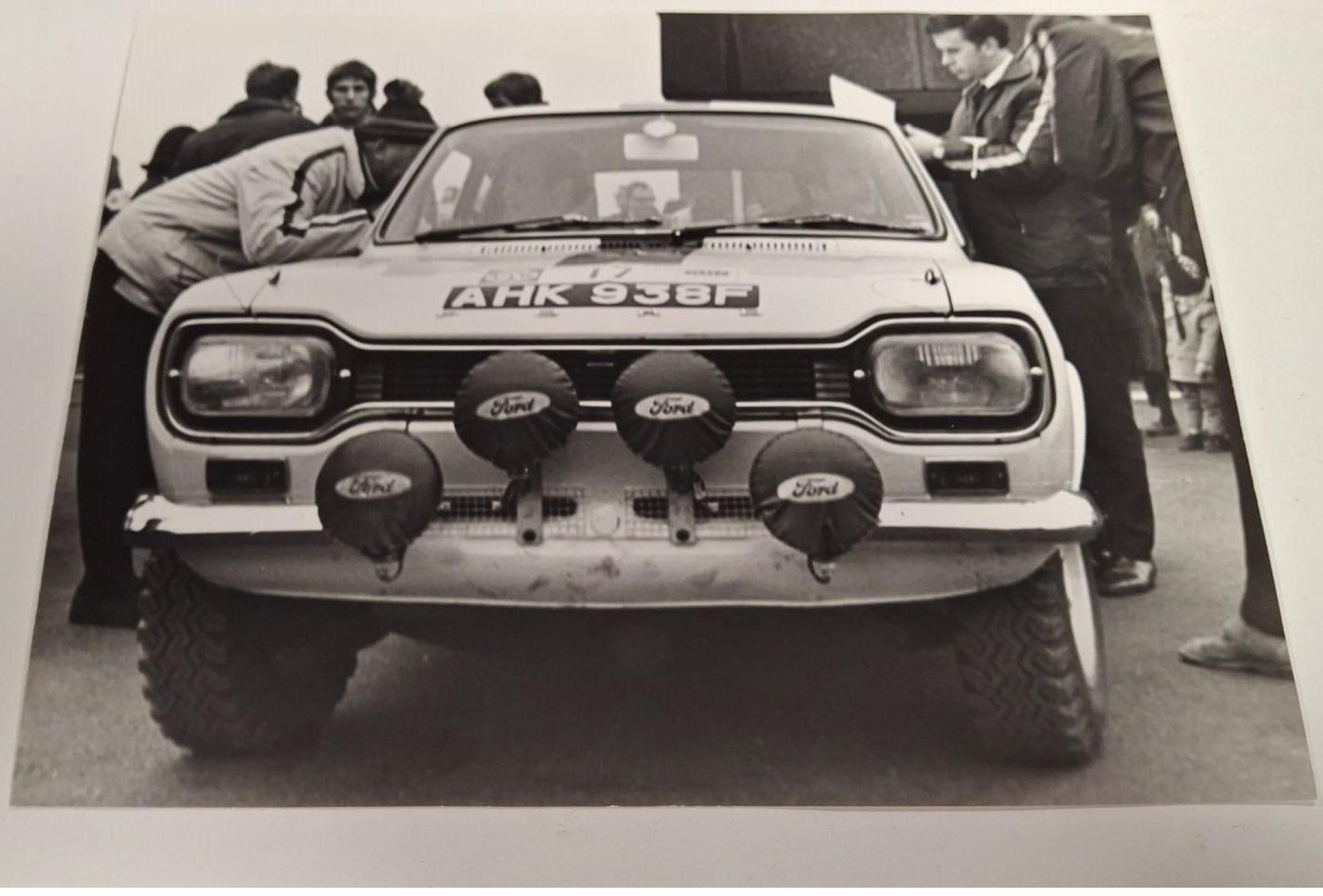HISTORIC WORKS ESCORT – AHK 938F - 2
