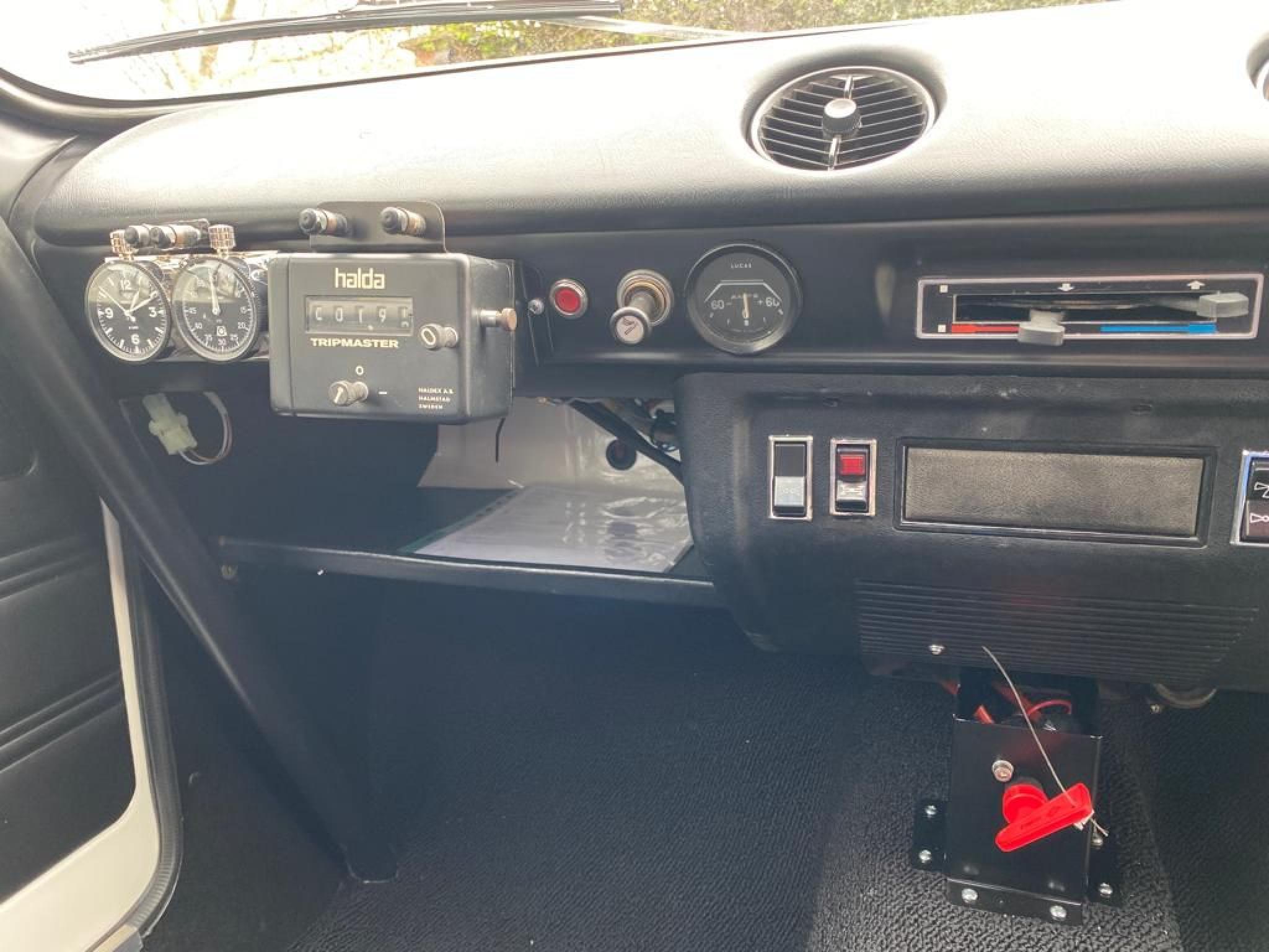 HISTORIC WORKS ESCORT – ROGER CLARK WINNING CAR – PVX 445M - 9