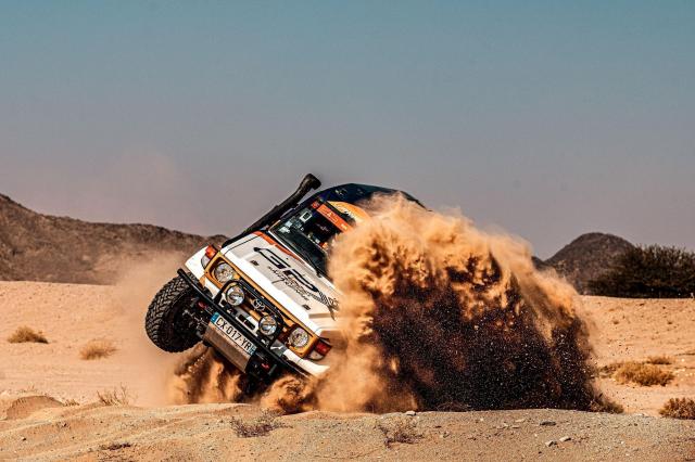Dakar Classic sa Toyota Land Cruiser HZJ 78 DKR - Slika 7