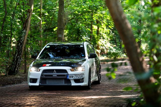 Hi End Lancer EVO X Time Attack ready street fighter - Image 9