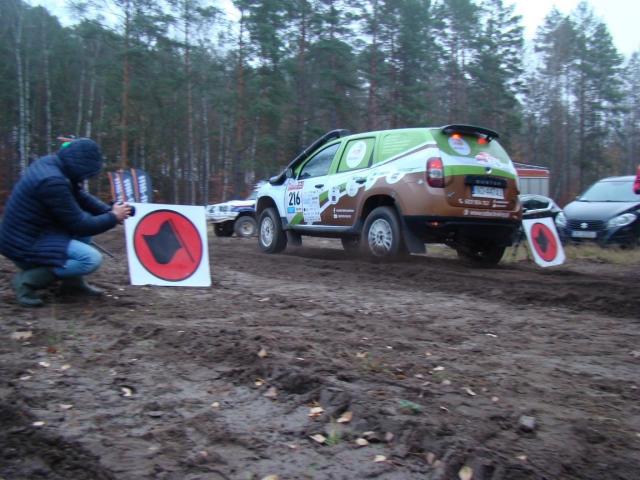 Dacia Duster Series 1 – 1,5 dCi rallyraidové auto s dogboxem - Image 8