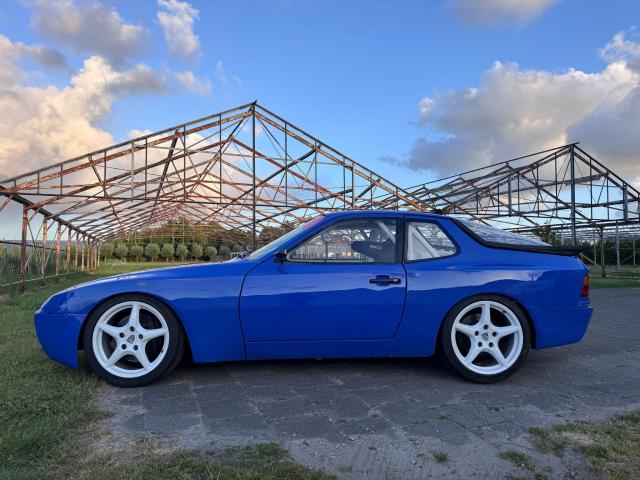 Samochód wyścigowy Porsche 944 S2 - Image 3