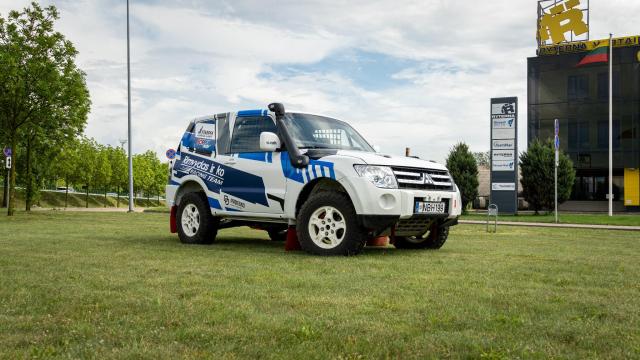 Mitsubishi Pajero T2